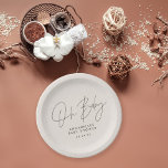 Assiettes En Carton Baby shower script moderne noir et blanc élégant<br><div class="desc">Baby shower script moderne noir et blanc élégant décoration de fête design tapisserie. Conception idéale sans distinction de genre.</div>