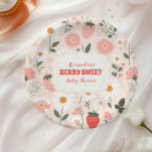 Assiettes En Carton Berry Baby shower aux fraises<br><div class="desc">Faites-vous plaisir avec nos plaques de papier Baby shower Berry Sweet Strawberry pour un baby shower délicieux. Conçues pour compléter le thème de votre fête, ces assiettes de charme ajoutent une touche de couleur à votre table et insufflent à chaque repas la douceur irrésistible des fraises. Nos assiettes en papier...</div>