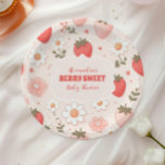 Assiettes En Carton Berry fraise Baby shower sucré<br><div class="desc">Faites-vous plaisir avec nos plaques de papier Baby shower Berry Sweet Strawberry pour un baby shower délicieux. Conçues pour compléter le thème de votre fête, ces assiettes de charme ajoutent une touche de couleur à votre table et insufflent à chaque repas la douceur irrésistible des fraises. Nos assiettes en papier...</div>