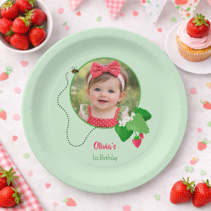 Assiettes En Carton Berry Sweet 1er Anniversaire Photo de Fraise