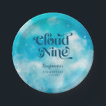 Assiettes En Carton Blue Cloud Neuf fête d'anniversaire<br><div class="desc">Plaque de fête de rêve de 9ème anniversaire avec aquarelle illustration du ciel bleu avec nuages et étoiles. Le texte dit "nuage neuf".</div>