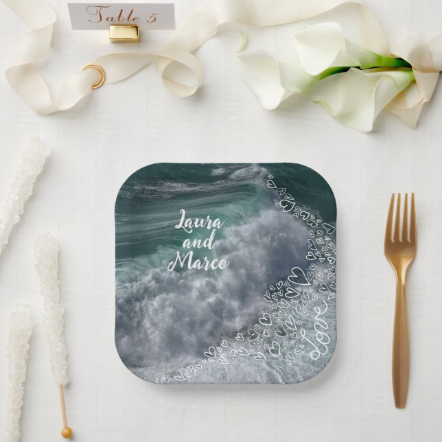 Assiettes En Carton Blue ocean with drawn hearts (Mariage)