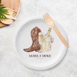 Assiettes En Carton Boots & Bubbly Rustic Western Fête des mariées<br><div class="desc">Boots & Bubbly Rustic Western Fête des mariées Plaques de papier</div>