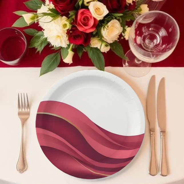 Assiettes En Carton Bourgogne (Burgundy and Ivory Paper Plates)