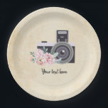 Assiettes En Carton caméra vintage<br><div class="desc">Disponible dans différents produits. Saviez-vous que vous pouvez transférer cette conception à n'importe quel produit que vous voulez vous-même. Si vous ne savez pas comment,  veuillez vérifier mon billet pour voir comment faire : www.giftforallseason.com/blog/new-option-at-zazzle-store</div>