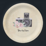Assiettes En Carton caméra vintage<br><div class="desc">Disponible dans différents produits. Saviez-vous que vous pouvez transférer cette conception à n'importe quel produit que vous voulez vous-même. Si vous ne savez pas comment,  veuillez vérifier mon billet pour voir comment faire : www.giftforallseason.com/blog/new-option-at-zazzle-store</div>