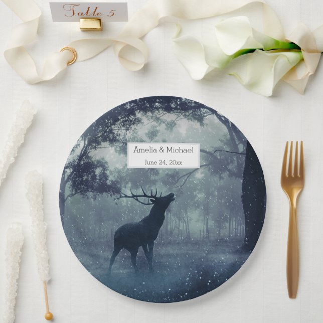 Assiettes En Carton Cerf avec Antlers dans une forêt ombragée - Mariag (Mariage)