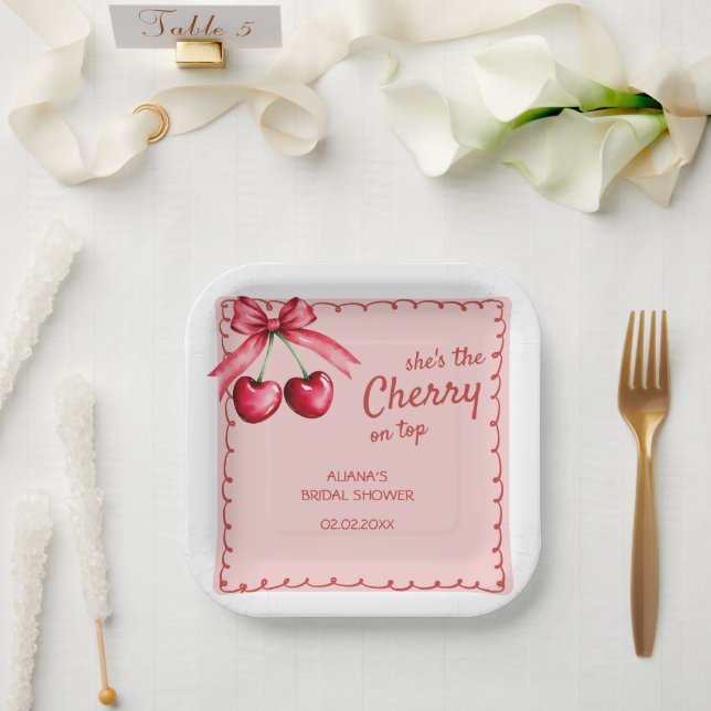 Assiettes En Carton Cerise rouge et rose sur la Fête des mariées ceris (Mariage)