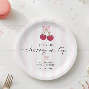 Assiettes En Carton Cerise sur le dessus de la douche de mariage Coque