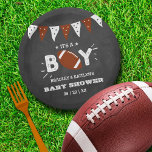 Assiettes En Carton C'est un garçon ! Football Thème Co-ed Baby shower<br><div class="desc">Célébrez dans le style avec ces assiettes en papier baby shower tendance. Le design est facile à personnaliser avec votre propre libellé et votre famille et vos amis seront ravis de voir ces fabuleuses assiettes de fête. Les éléments correspondants se trouvent dans la collection.</div>
