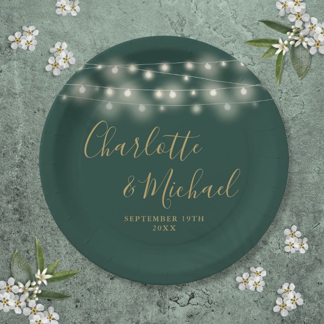 Assiettes En Carton Chaîne Lights Signature Script Vert Mariage Or (String Lights Signature Script Green Gold Wedding Paper Plates)