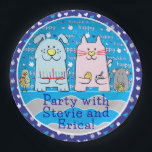 Assiettes En Carton Chanukah souris et amis<br><div class="desc">Chanukah souris et amis. Remplacez le texte par votre propre message en utilisant la couleur, la taille et le style de police préférés. Merci de vous être arrêté et de faire du shopping. Très apprécié ! Joyeux Chanoukah/Hanoukka ! Taille et style : Plaque de papier rond de 9 po Jetez...</div>