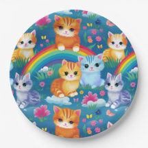 Chats Kitty heureux sur des nuages arc-en-ciel