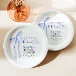 Assiettes En Carton Chaussures Bleues À La Bow Attachant La Fête des m<br><div class="desc">Bleu Bow Shes Tying The Knot Fête des mariées Papier Plaques Cette jolie plaque de Fête des mariées Blue Bow présente un arc peint à la main avec typographie moderne. Une façon parfaite de mettre l'accent sur votre journée spéciale ! Les couleurs du texte et des arrière - plans sont...</div>