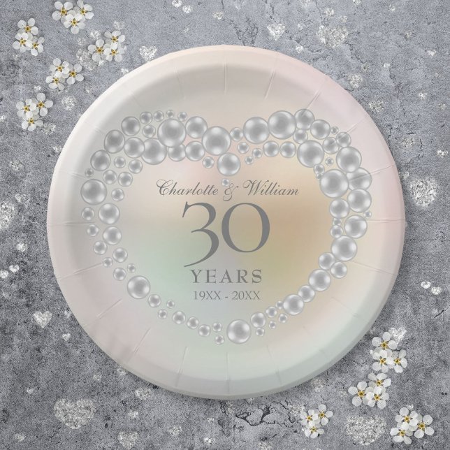 Assiettes En Carton Chic Pearl Heart 30e anniversaire du Mariage (Chic Pearl Heart 30th Wedding Anniversary Paper Plates)
