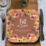 Assiettes En Carton Chute en amour Fête des mariées Floral Terracotta<br><div class="desc">Elégante aquarelle fleurs de chute et verdure bordent vos détails et Fall in Love en lettrage chic sur terre cuite,  ces belles plaques de papier carré sont parfaites pour une douche nuptiale ou toute occasion. CORRESPONDRE des articles dans notre magasin.</div>