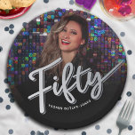 Assiettes En Carton Cinquante 50e anniversaire photo personnalisée cou<br><div class="desc">Cinquante couleur argentée affectent le texte du script photo plaques de fête. Personnalisez cette 50ème anniversaire script photo plaque d'anniversaire avec votre propre nom de fille d'anniversaire et une photo de votre fille d'anniversaire. D'autres années et les articles correspondants sont disponibles. © Design original par Sarah Trett pour www.mylittleeden.com sur...</div>