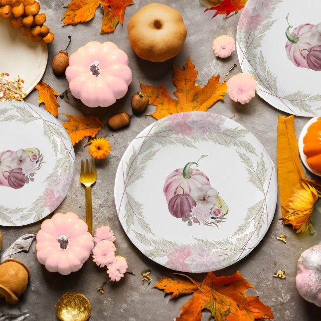 Assiettes En Carton Citrouille rose et couronne de Pampas (party plates with pink pumpkin and pampas grass wreath from the little pumpkin collection)