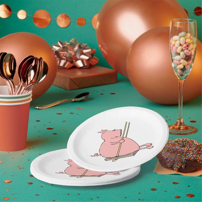 Assiettes En Carton Cochon sur une balançoire (Créateur téléchargé)
