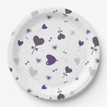 Coeurs mignons violets qui élèvent l'esprit de cha