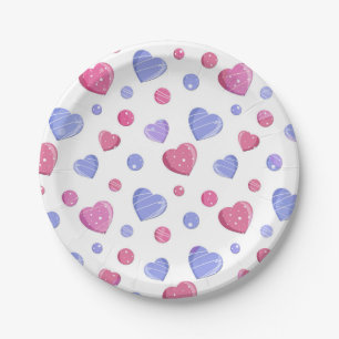 Assiettes En Carton Coeurs roses et bleus sur un arrière - plan blanc