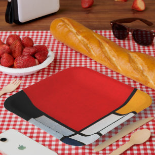 Assiettes En Carton Composition avec grand plan rouge