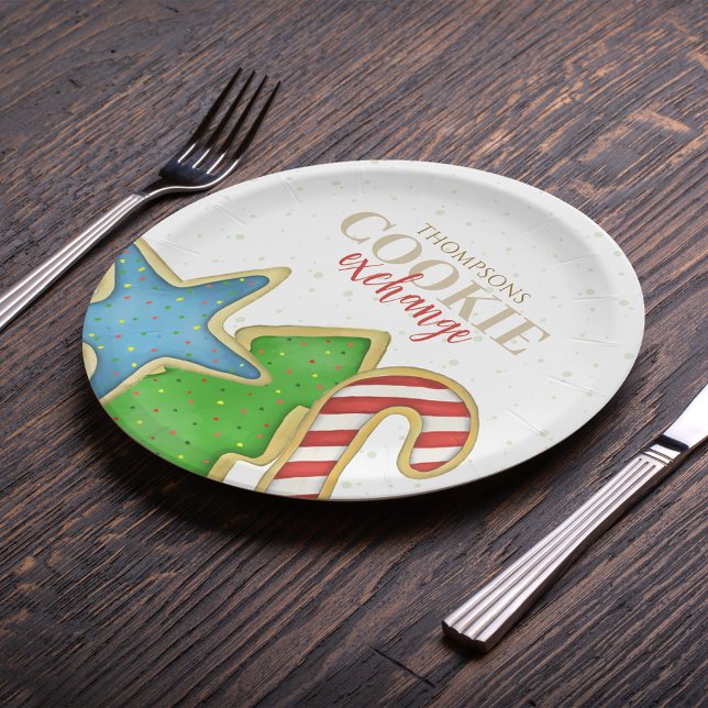 Assiettes En Carton Cookies de Noël Whimsical Sweet Holiday Plaisant (Watercolor Christmas colorful cookie cutouts custom paper plate. )