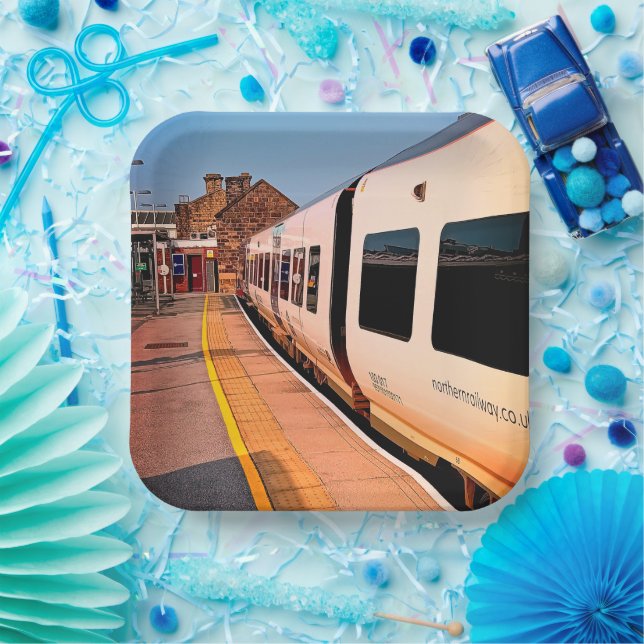 Assiettes En Carton Côté du train (Fête)