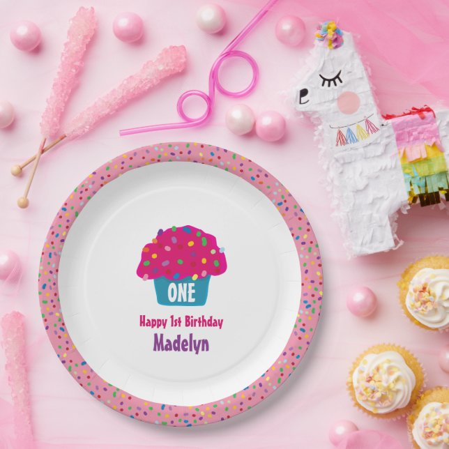 Assiettes En Carton Cupcakes Frosted Rainbow Sprinkke Conception de cu (Fête)