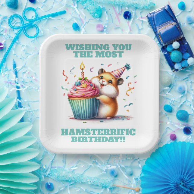 Assiettes En Carton Cute Hamster Lifting Cupcake Hamsterrific Annivers (Fête)
