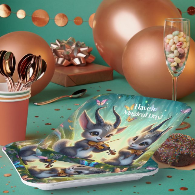 Assiettes En Carton De mignons saolas jouent aux violons dans une forê (Multi)