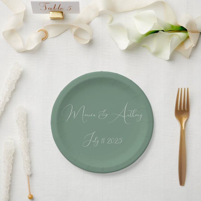 Assiettes En Carton Décontracté Sage Vert Simple Script Minimaliste Ma (Mariage)