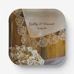 Assiettes En Carton Dentelle de campagne et fleurs Mariage de grange