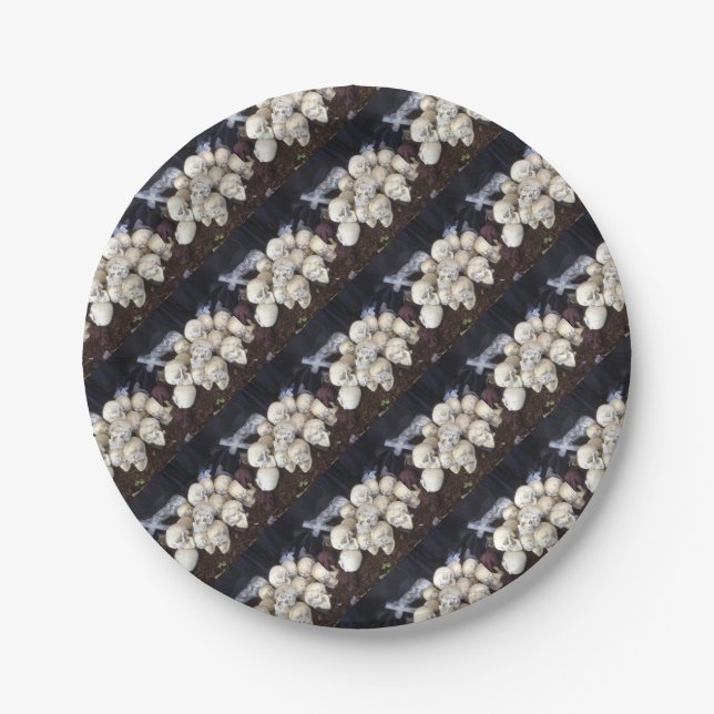 Assiettes En Carton Des crânes effrayants avec des globes oculaires éc (Devant)