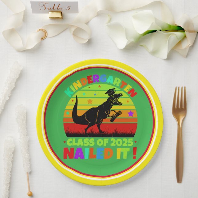 Assiettes En Carton Diplôme de la maternelle Classe 2025 (Mariage)
