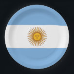 Assiettes En Carton Drapeau de l'Argentine<br><div class="desc">Ce dessin présente le drapeau national de l'Argentine (officiellement la République argentine ; en espagnol, "República Argentina"), qui est un pays situé principalement dans la moitié sud de l'Amérique du Sud. Le pays est bordé par le Chili à l'ouest, la Bolivie et le Paraguay au nord, le Brésil au nord-est,...</div>