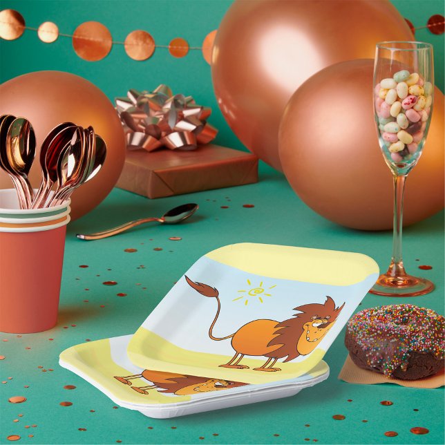 Assiettes En Carton Drôle Lion caricature dans le soleil Safari animal (Créateur téléchargé)