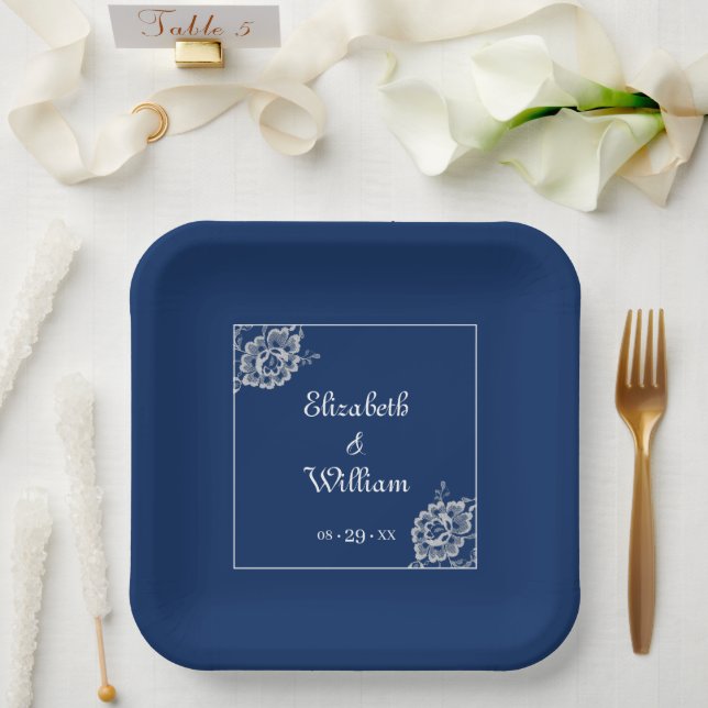 Assiettes En Carton Elégante dentelle florale sur Mariage bleu marine (Mariage)