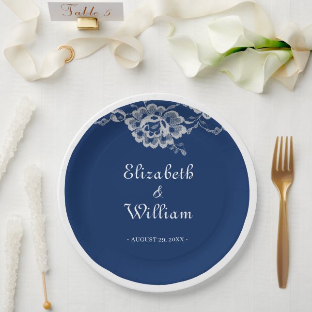Assiettes En Carton Elégante dentelle florale sur Mariage bleu marine (Mariage)