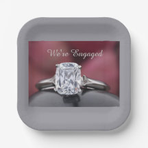 Élégante Fête de Fiançailles avec Bague de Diamant