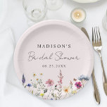Assiettes En Carton Élégante Fête des mariées rose pâle Meadow Fleur s<br><div class="desc">Élégantes plaques de papier de douche à nuptiale fleurie avec une bordure inférieure de fleurs sauvages d'aquarelle et de feuillage dans les tons rose, jaune, violet, bleu et vert sur un arrière - plan rose vif. Personnalisez les plaques de papier de douche de la mariée fleur sauvage avec le nom...</div>