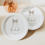 Assiettes En Carton Elle est en train de nouer la Fête des mariées de<br><div class="desc">C'est un Elle Attache le noeud de papier à Fête des mariées blanc de la mâchoire !</div>