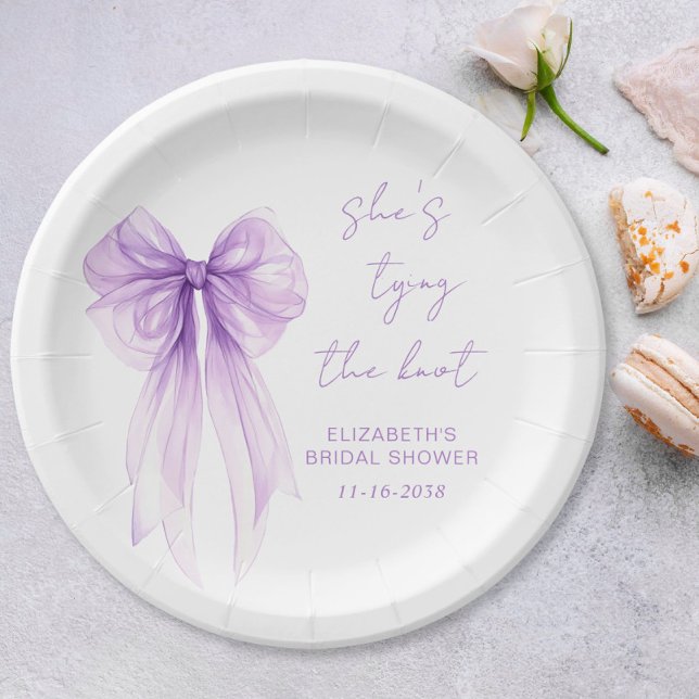 Assiettes En Carton Elle Noue Le Nœud Mariage Violet Bow Bridal Shower (She's Tying The Knot Purple Bow Bridal Shower Paper Plates)