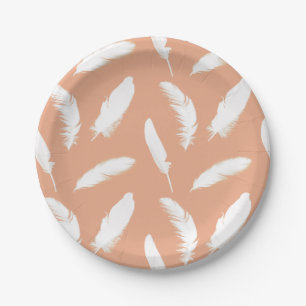 Assiettes En Carton Empreinte de plumes blanches sur pêche douce