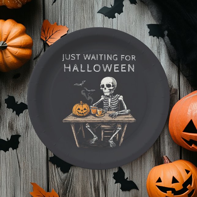 Assiettes En Carton "En attente des plaques de papier d'Halloween | Dr (Créateur téléchargé)