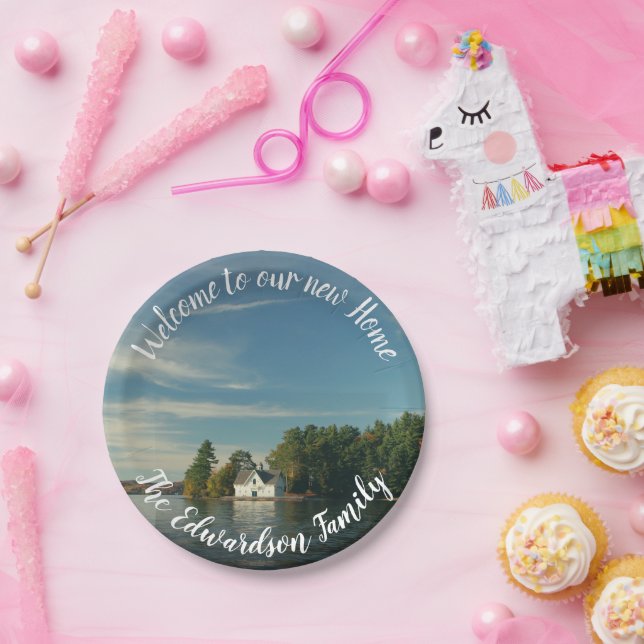 Assiettes En Carton Faites votre propre accueil de nom de famille à la (Fête)