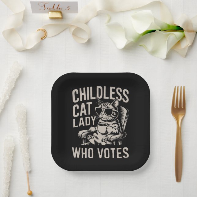 Assiettes En Carton Femme au chat sans enfant Élection 2024 Vote Kamal (Mariage)