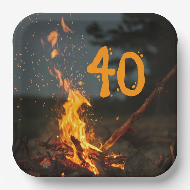 Assiettes En Carton Fête d'anniversaire autour d'un feu de joie (Recto)
