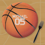 Assiettes En Carton Fête d'anniversaire de basket-ball<br><div class="desc">Ces assiettes de basket sont tellement amusantes pour une fête à thème de basket ! Customisez avec le nom et l'âge ou utilisez-le pour célébrer un joueur avec son nom et son numéro de joueur!</div>