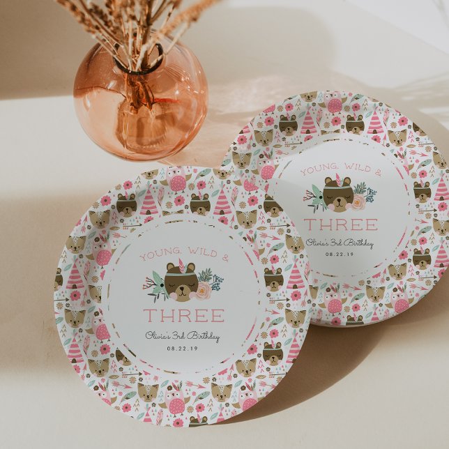 Assiettes En Carton Fête d'anniversaire de Young, Wild & Three (Créateur téléchargé)